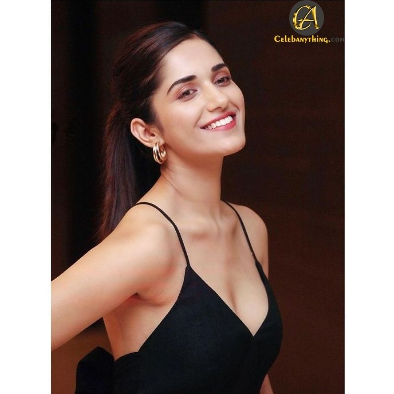 Ruhani_Sharma_facts_celebanything